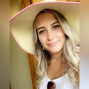 Meet your Posher, Katrina